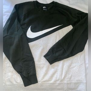 Nike 2XL crewneck sweatshirt